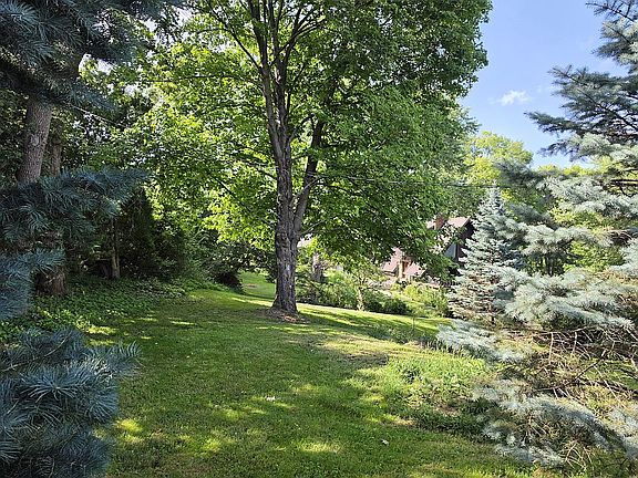 4th image of 12906 Kennedy Rd