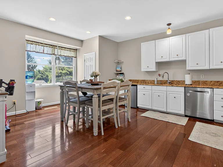 10105 Nicolson Rd — Photo 10
