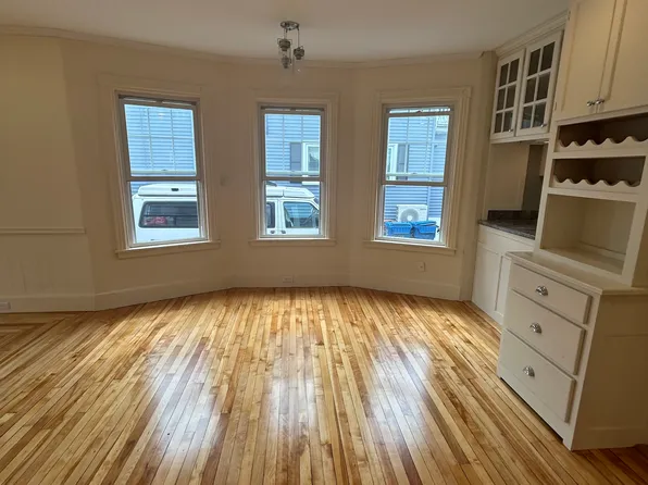 66 Brentwood St #66, Portland, ME 04103