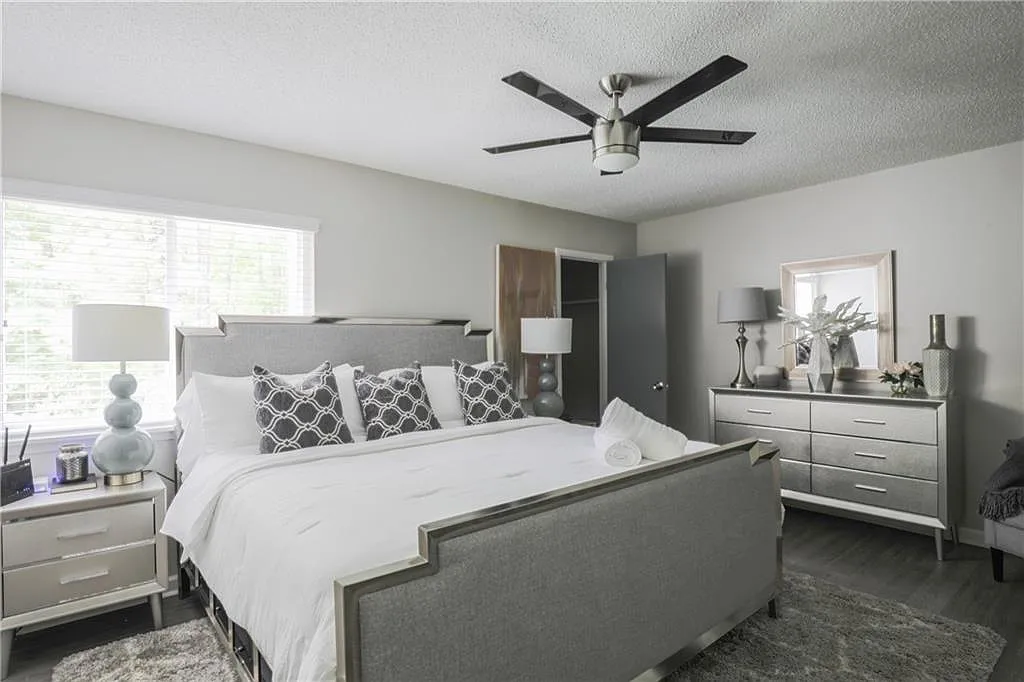 2 bed, 2.5 bath, 1200 sqft, $1,850 — Photo 4