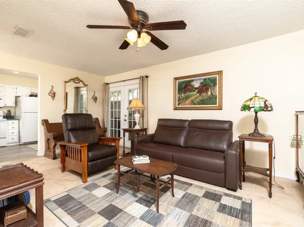 2331 N Davis Dr APT A, Arlington, TX 76012