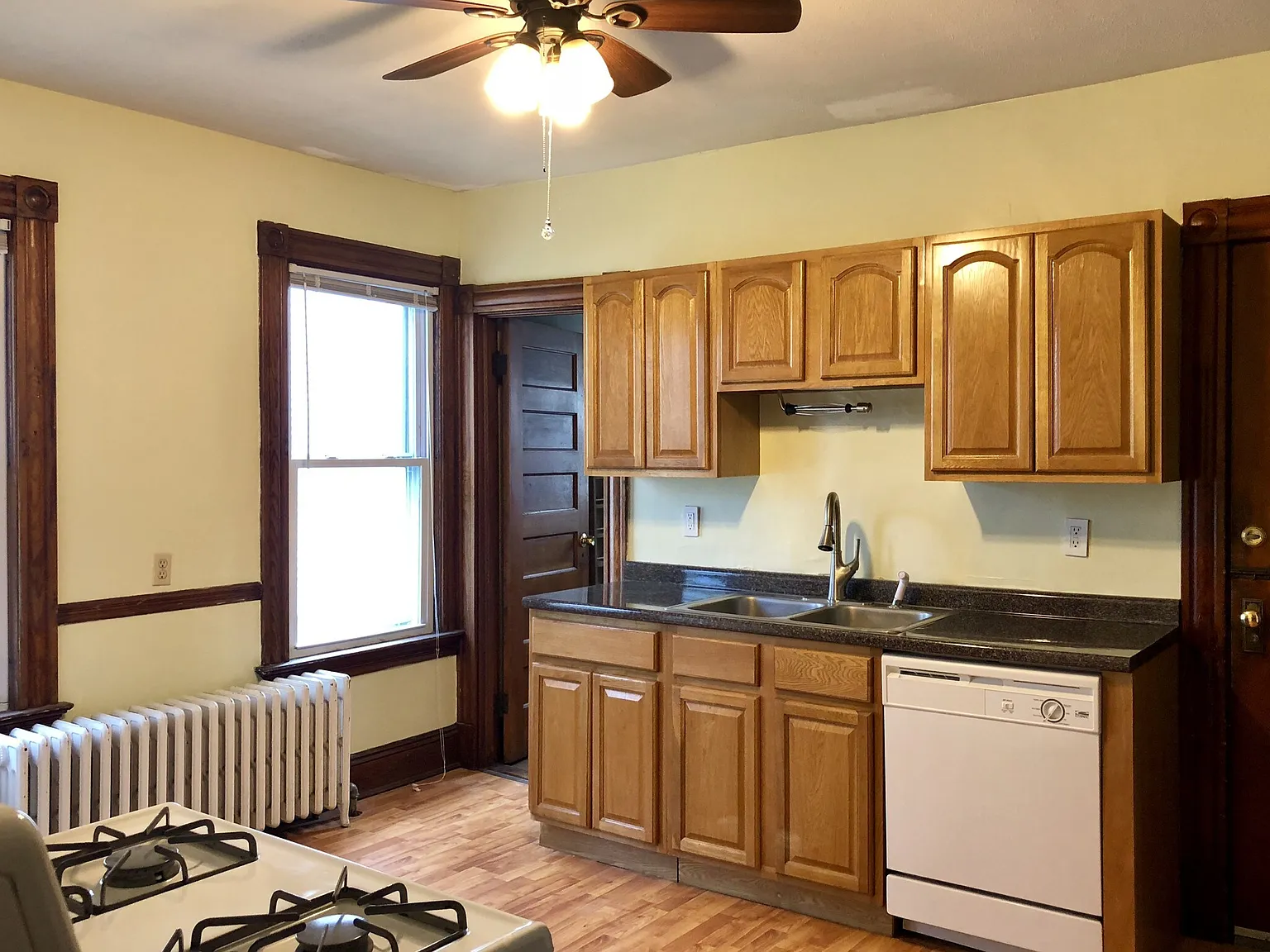 2 bed, 1500 sqft, $2,000 — Photo 1