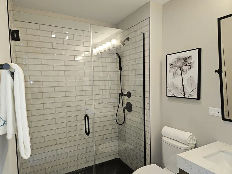 304 E Lincoln St #304 — Photo 12
