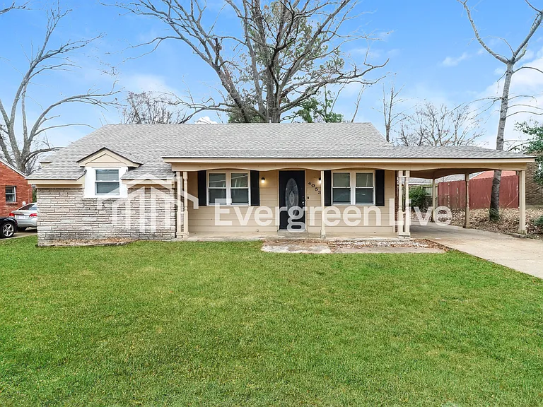 4053 Chippewa Rd — Photo 1