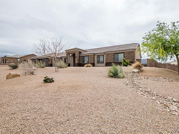 3rd image of 3302 Southern Vista Dr