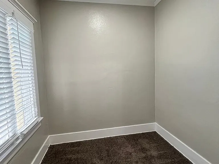 319 W 5th St Long Beach, Ca 90802 — Photo 9