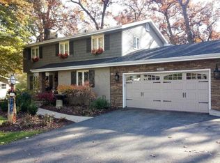 2626 E Collingswood Dr, Beloit, WI 53511