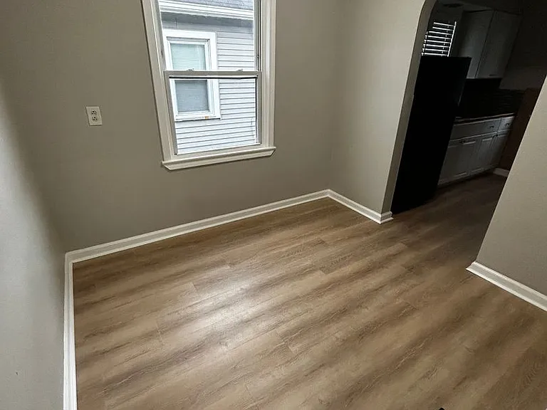 408 S McKinley Ave — Photo 4