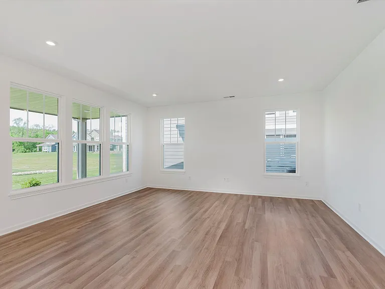 16043 Meadow Frost Ct — Photo 12