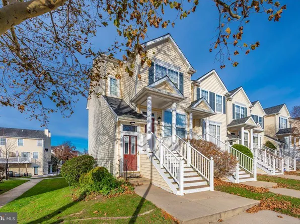 1683 Fallowfield Ct, Crofton, MD 21114