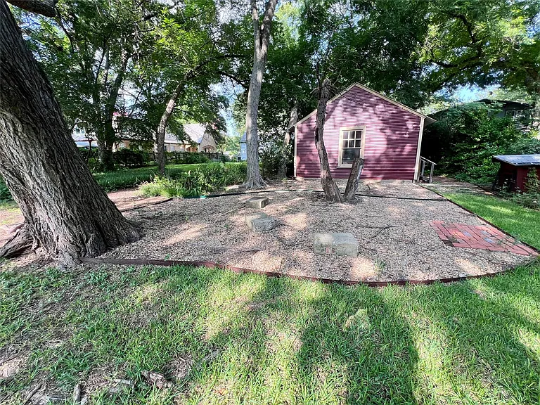 531 S Dallas Ave — Photo 29