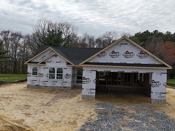 2nd image of 908 Little Brooke Ln