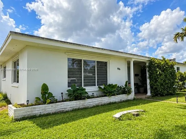 916 NE 10th St, Hallandale Beach, FL 33009