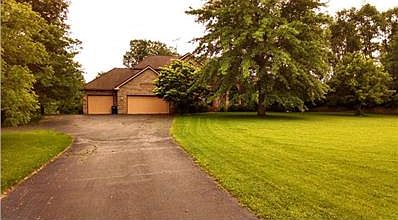 3rd image of 1389 Sunmeadow Ln