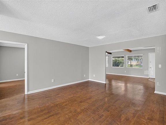 4th image of 1244 W DEL WEBB BOULEVARD