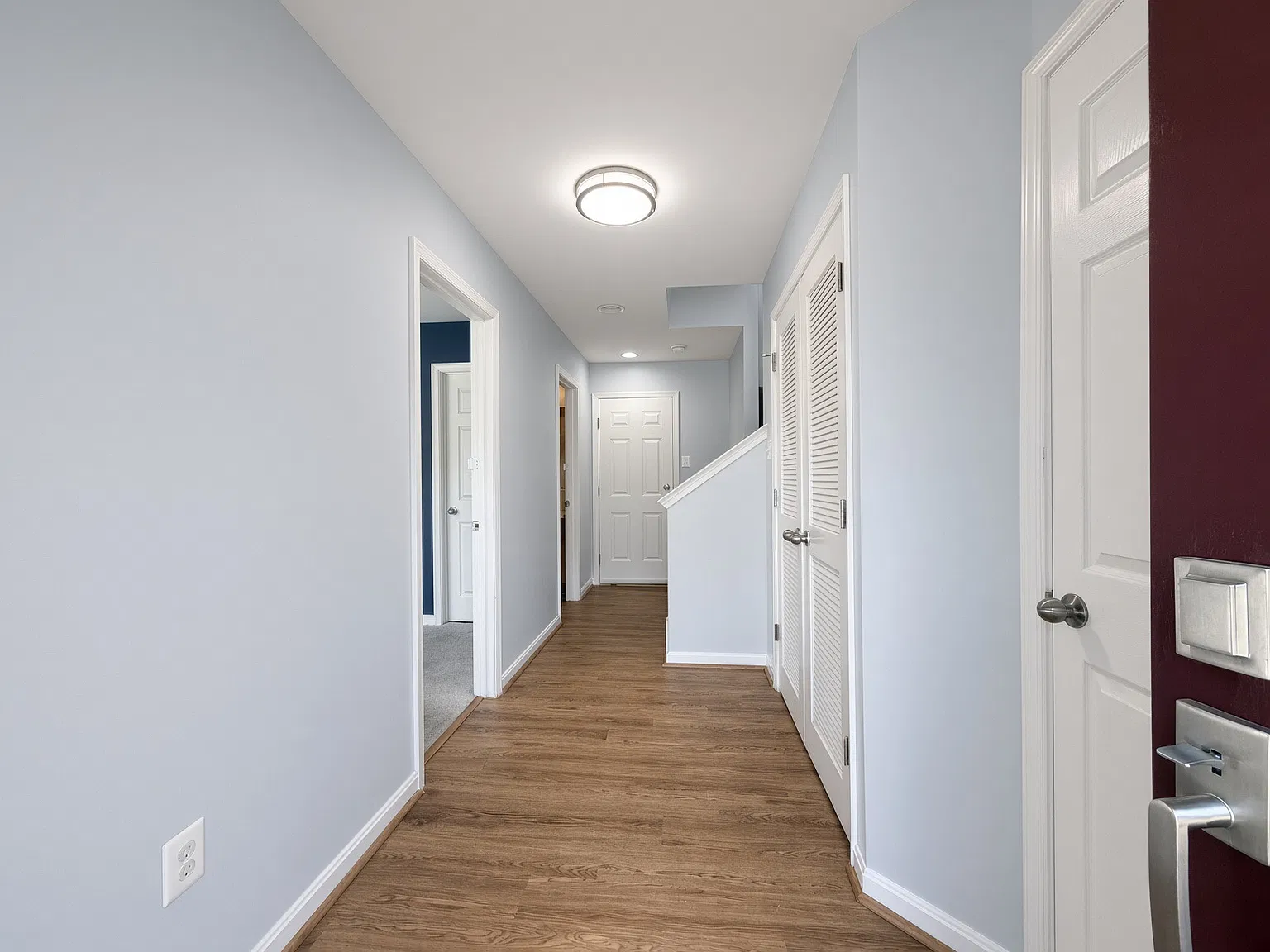 4 bed, 2237 sqft, $3,200 — Photo 2