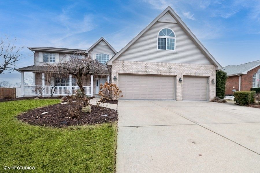 1st image of 11235 Twin Lakes Dr