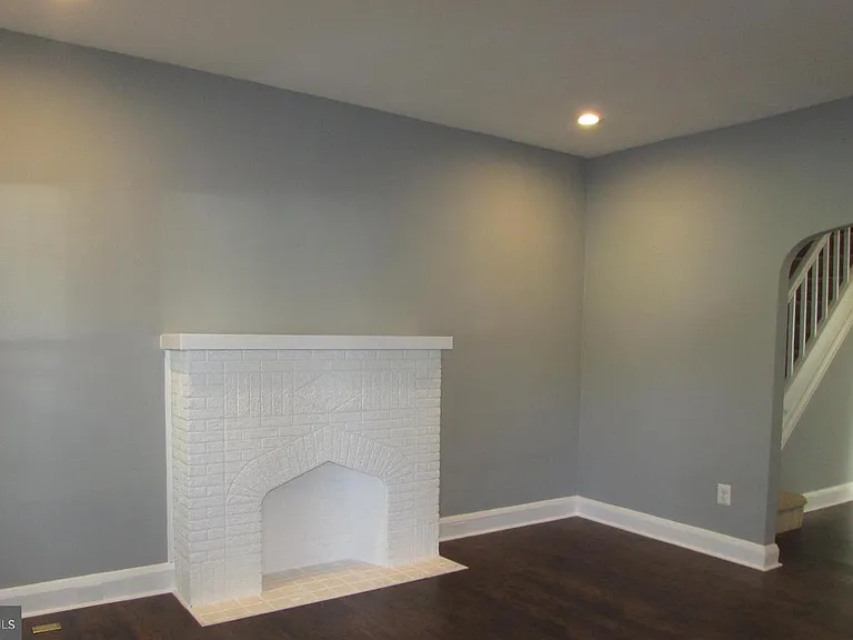 2735 Chesterfield Ave — Photo 12