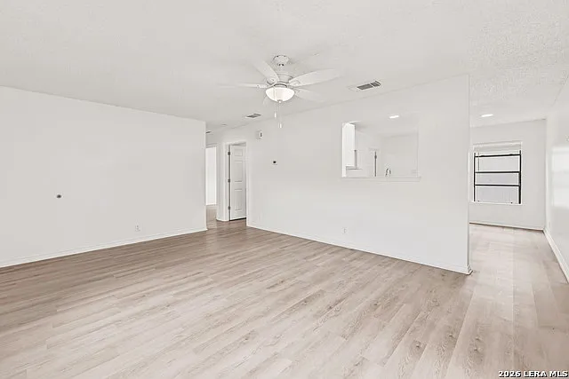 402 Tedder St — Photo 11