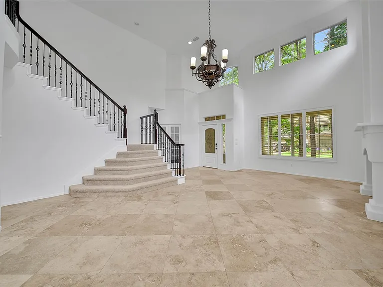 7 Churchdale Pl — Photo 9