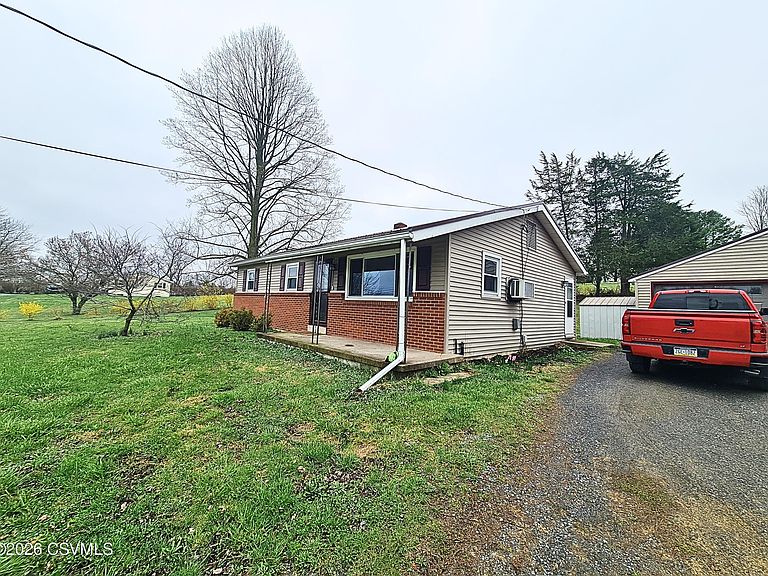 Listing photo 5