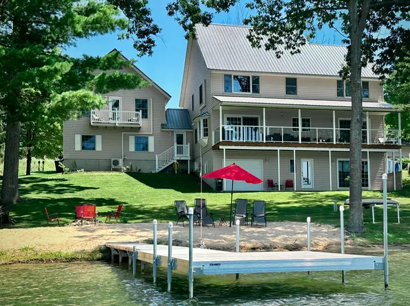 535 N 72nd Ave, Hart, MI 49420