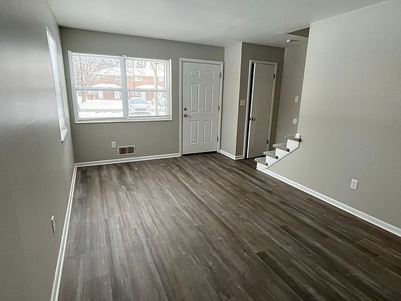 3rd image of 1171 Sanborn Pl #1179-D