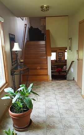 4th image of 8306 Auburn Ln