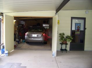 320 Spring Lake Dr, Deland, FL 32724