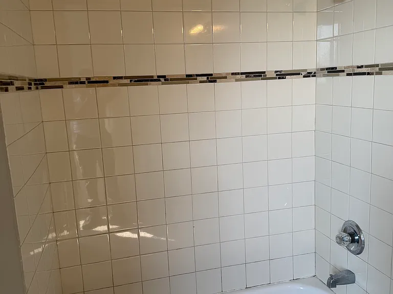 121 Broadway #305 — Photo 9