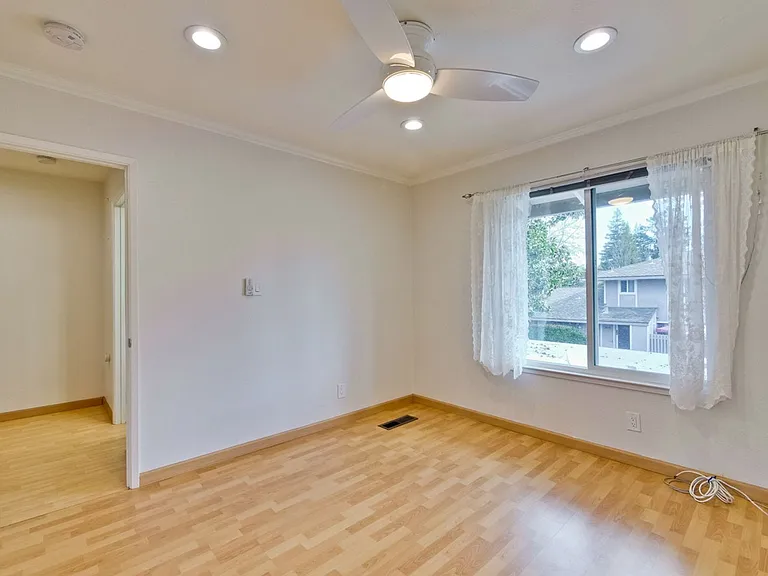 21099 Red Fir Ct — Photo 33