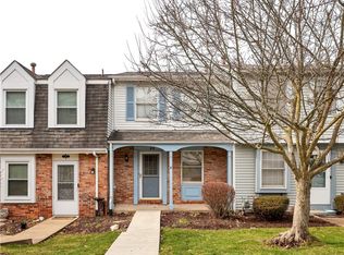 44 Shadow Dr, Pittsburgh, PA