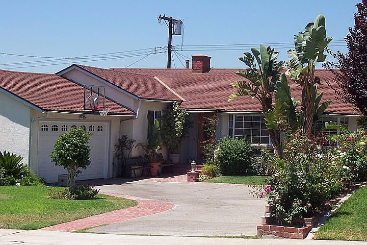 2nd image of 649 Bethany Rd