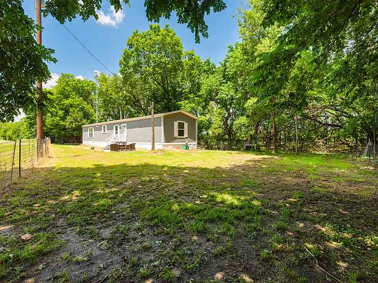 3161 S FM 1752 — Photo 9