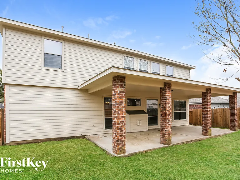 18210 Olive Tree Ct — Photo 15