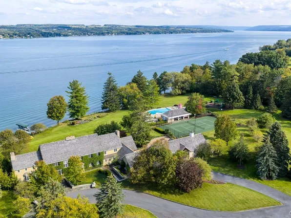 3074 W Lake Rd, Skaneateles, NY 13152