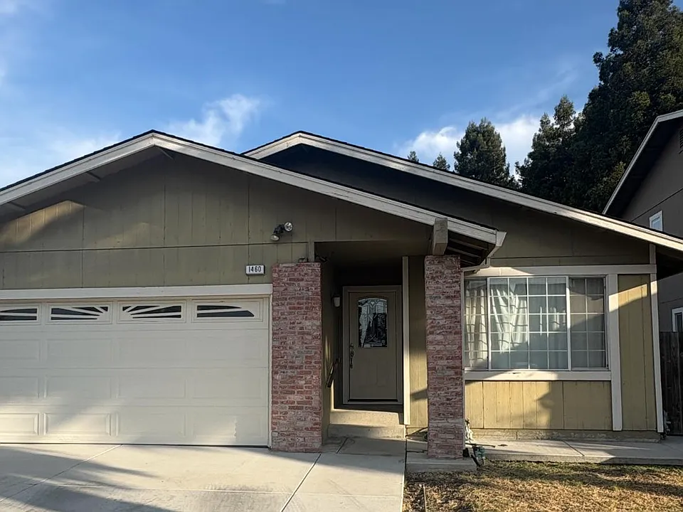 1460 Georgia Ct