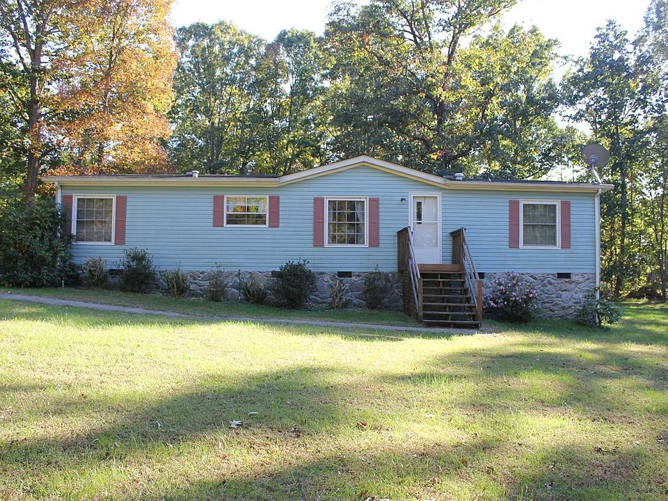 1st image of 324 Moore Ln