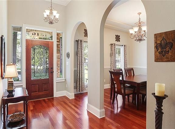 5th image of 1810 Old Mandeville Ln