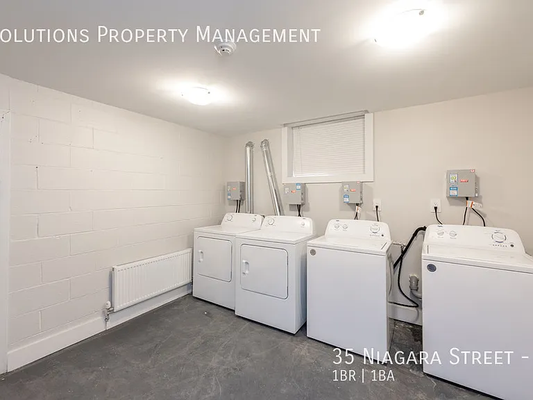 35 Niagara St #4 — Photo 12