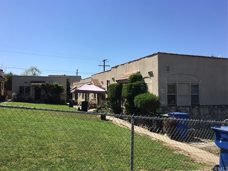 1st image of 3146 Fairmount St