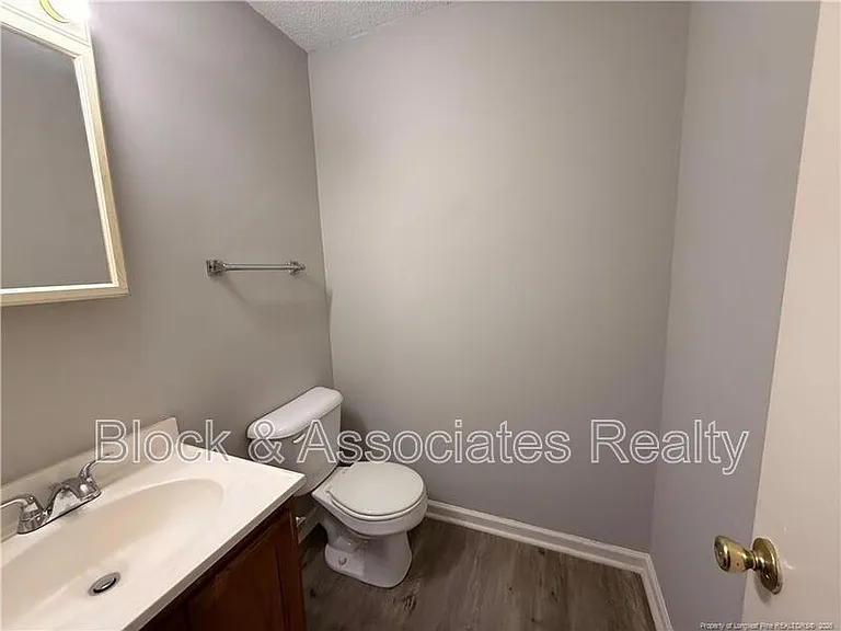713 North St #A — Photo 9