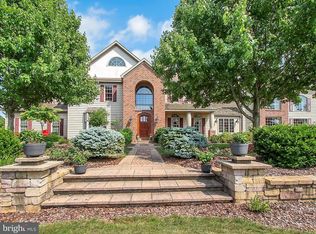 55 Greenspring Rd, York, PA 17406