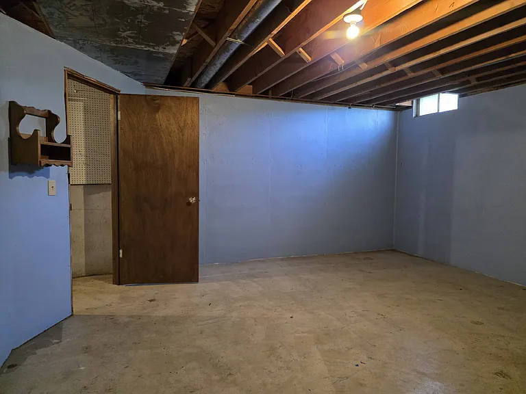 1600 E Tracia Ln — Photo 20