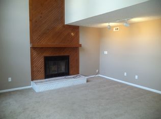 1617 Countryside Ln, Indianapolis, IN