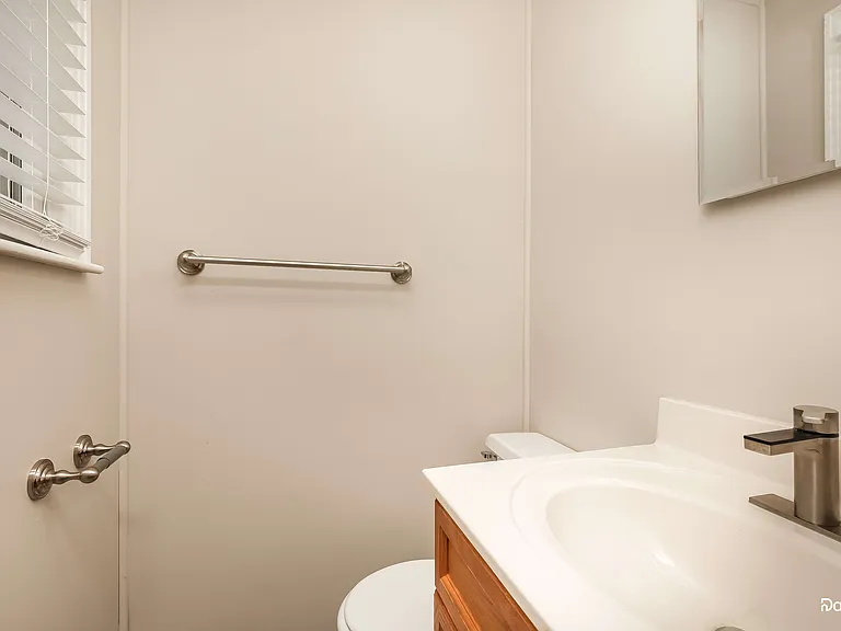 2618 Timberland Dr — Photo 8