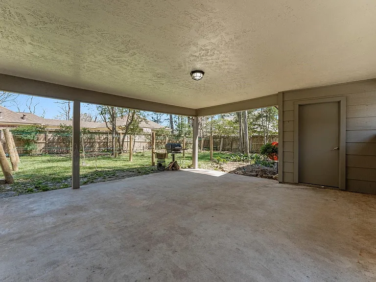 5207 Alamosa Ln — Photo 34