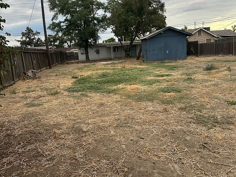 1623 W Caldwell Ave — Photo 11