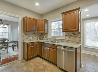 300 Van Emburgh Ave, Ridgewood, NJ 07450