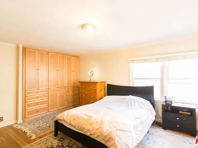10771 Massachusetts Ave — Photo 4